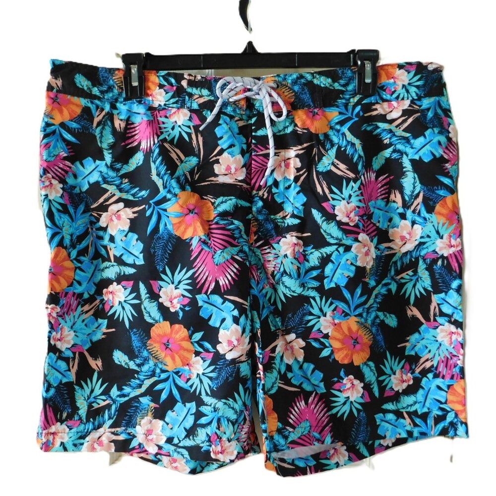 ST. JOHN’S BAY Tropical Print Swim Trunk Knee Length Size XXL NWT